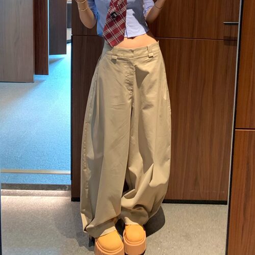 卡其色褶皱阔腿垂感休闲裤
