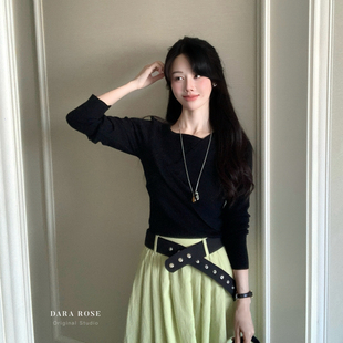 DARA ROSE-斜肩设计款针织上衣高级感长袖纯色显瘦针织衫S8818
