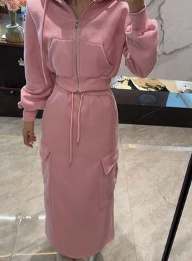 【绒绒暖意】原单减龄百搭连帽上衣口袋裙子两件套套装