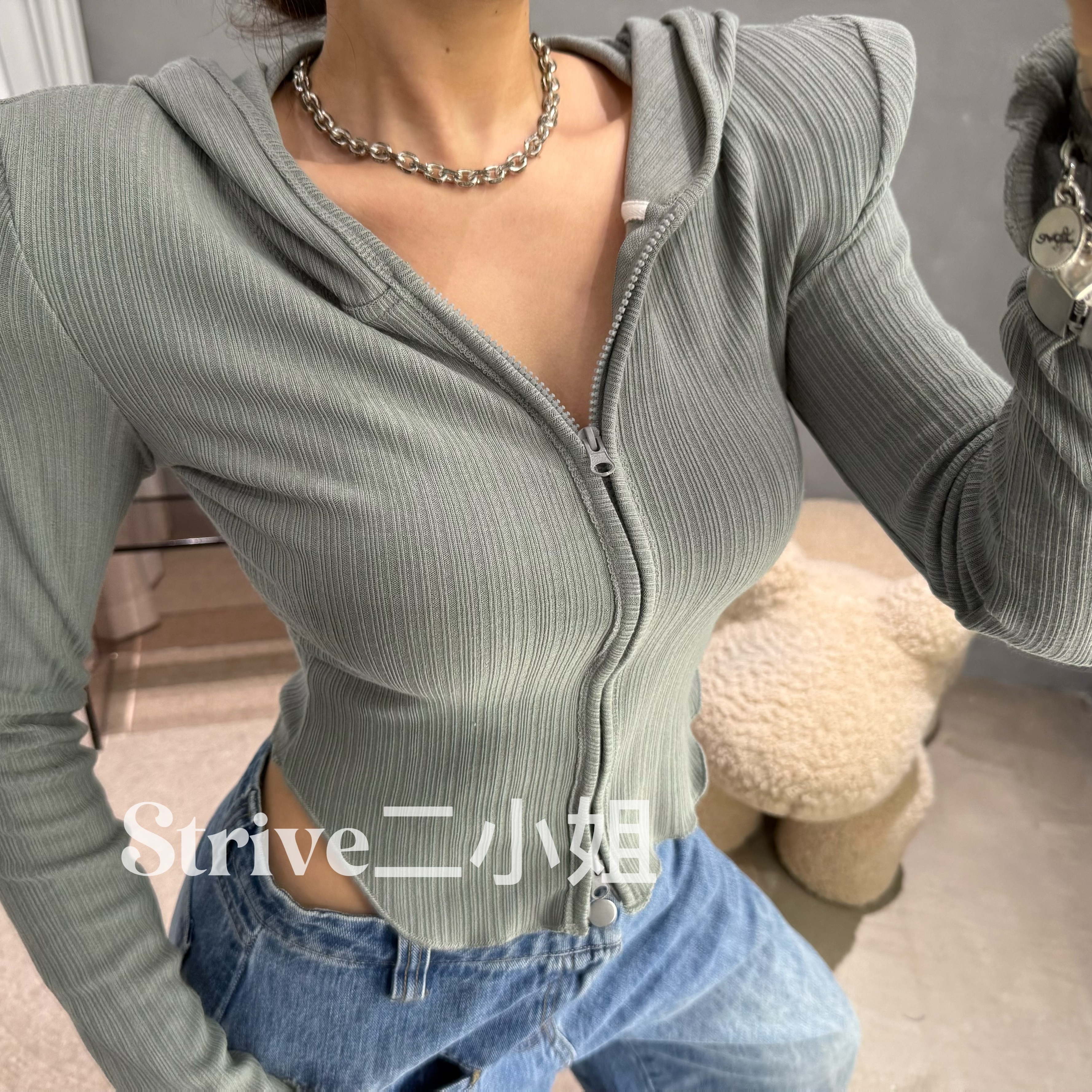 【搭配伴侣】原单订制双头拉链细坑条收腰连帽上衣