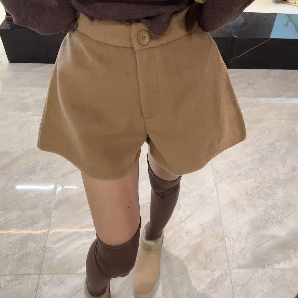 【活力碰撞】原单订制休闲纽扣呢子短裤