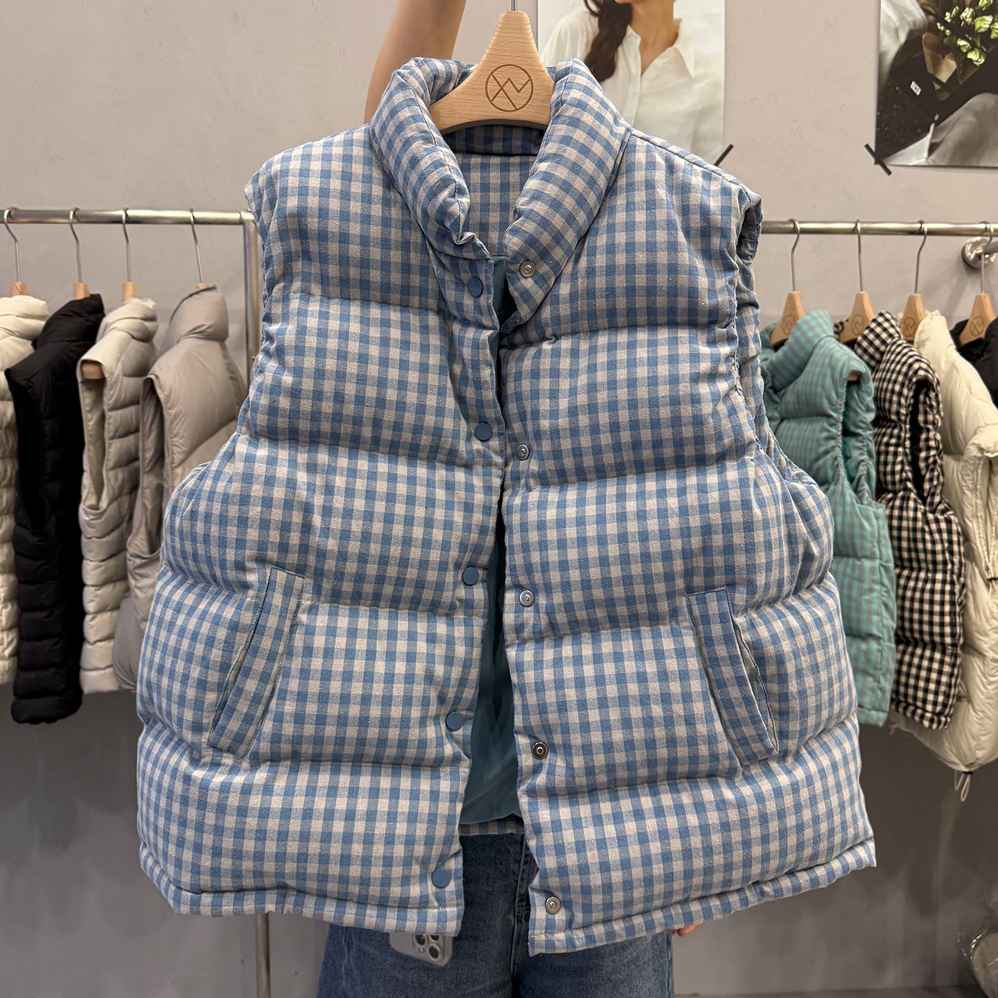 韩国东大门格纹羽绒马甲女2025秋冬新款90白鸭绒立领减龄背心外套