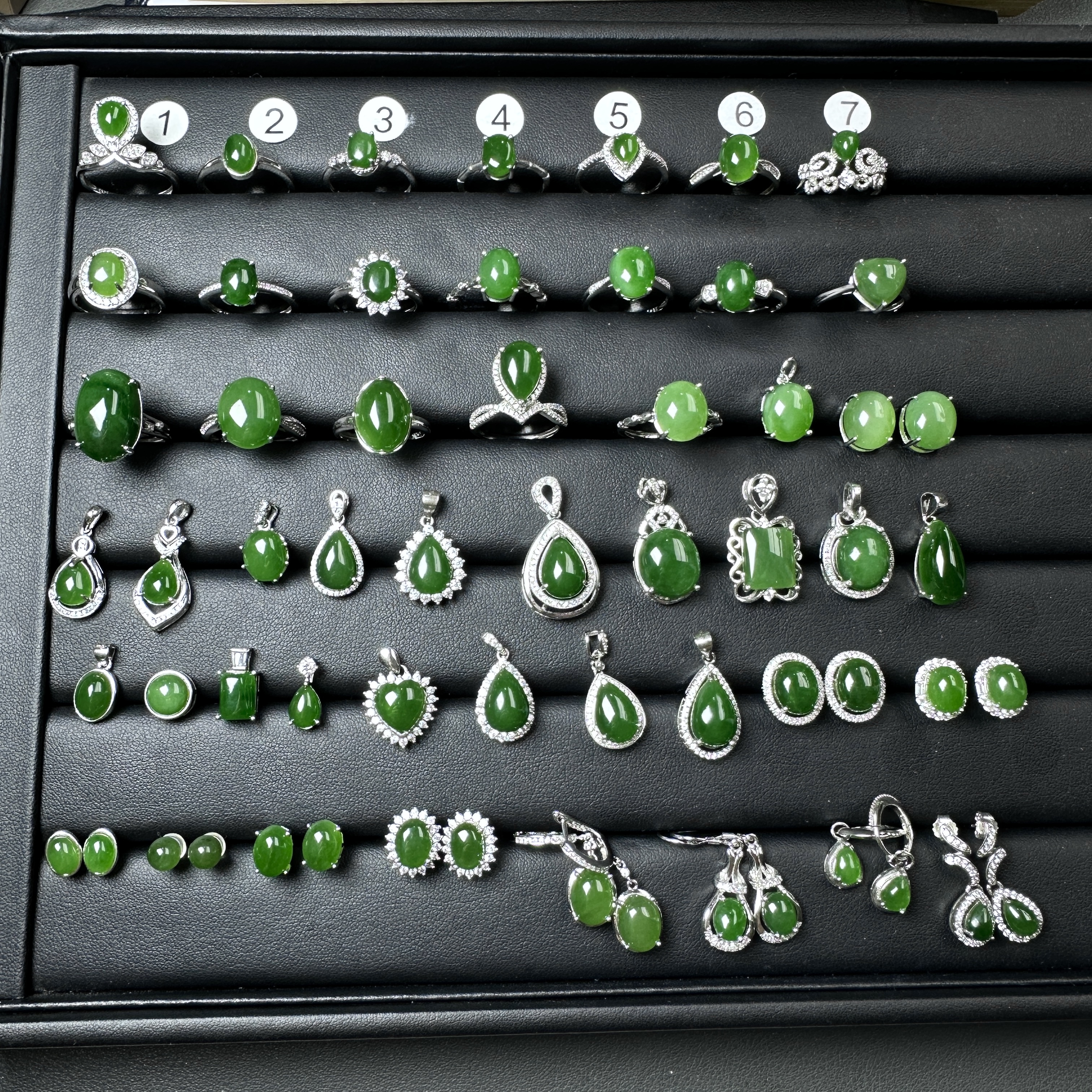 天然和田玉天然碧玉全家福菠菜绿苹果绿老坑老料戒指吊坠925银饰