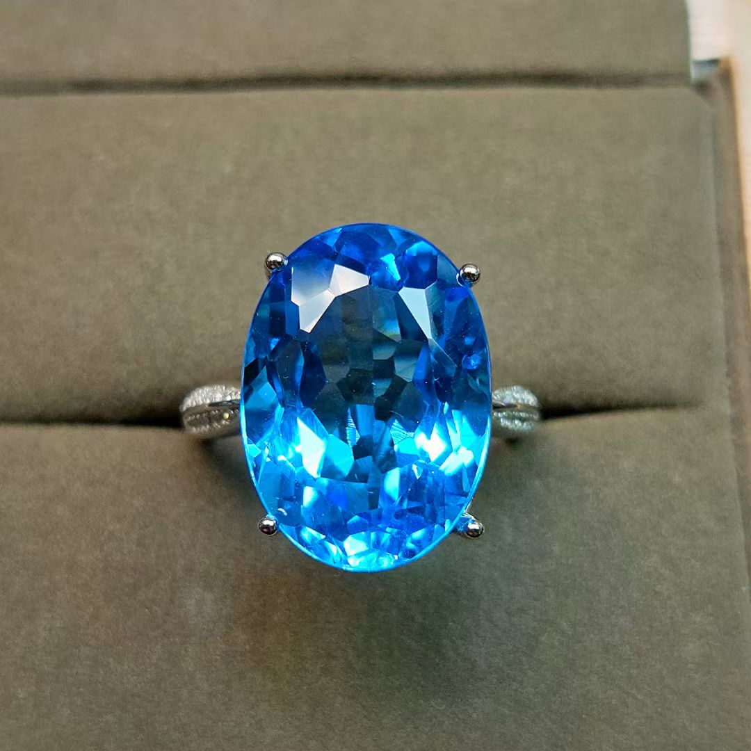 托帕石大戒指正品托帕石瑞士蓝20年前老货浓郁色系13*18mm15克拉