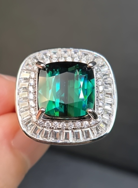 天然蓝碧玺拉贡碧玺戒指豪华精工款重量4.6克拉尺寸9.8*10mm净体