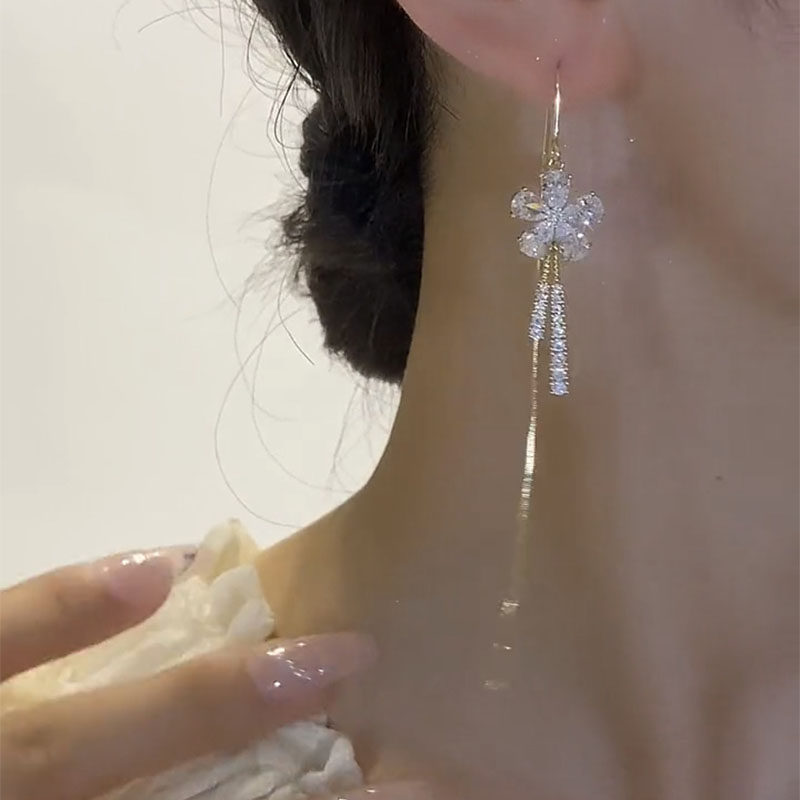 超仙长款锆石满钻花朵流苏耳线女