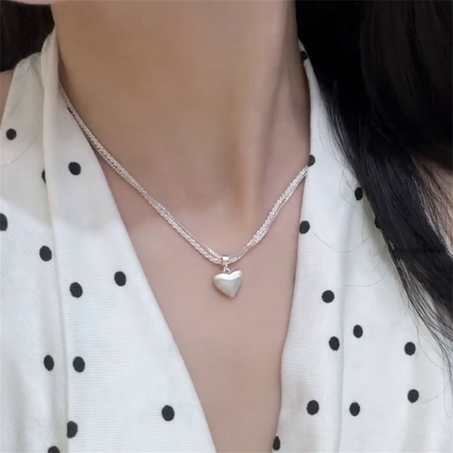 双层爱心吊坠项链女款2026新款高级感轻奢小众时尚百搭颈链锁骨链