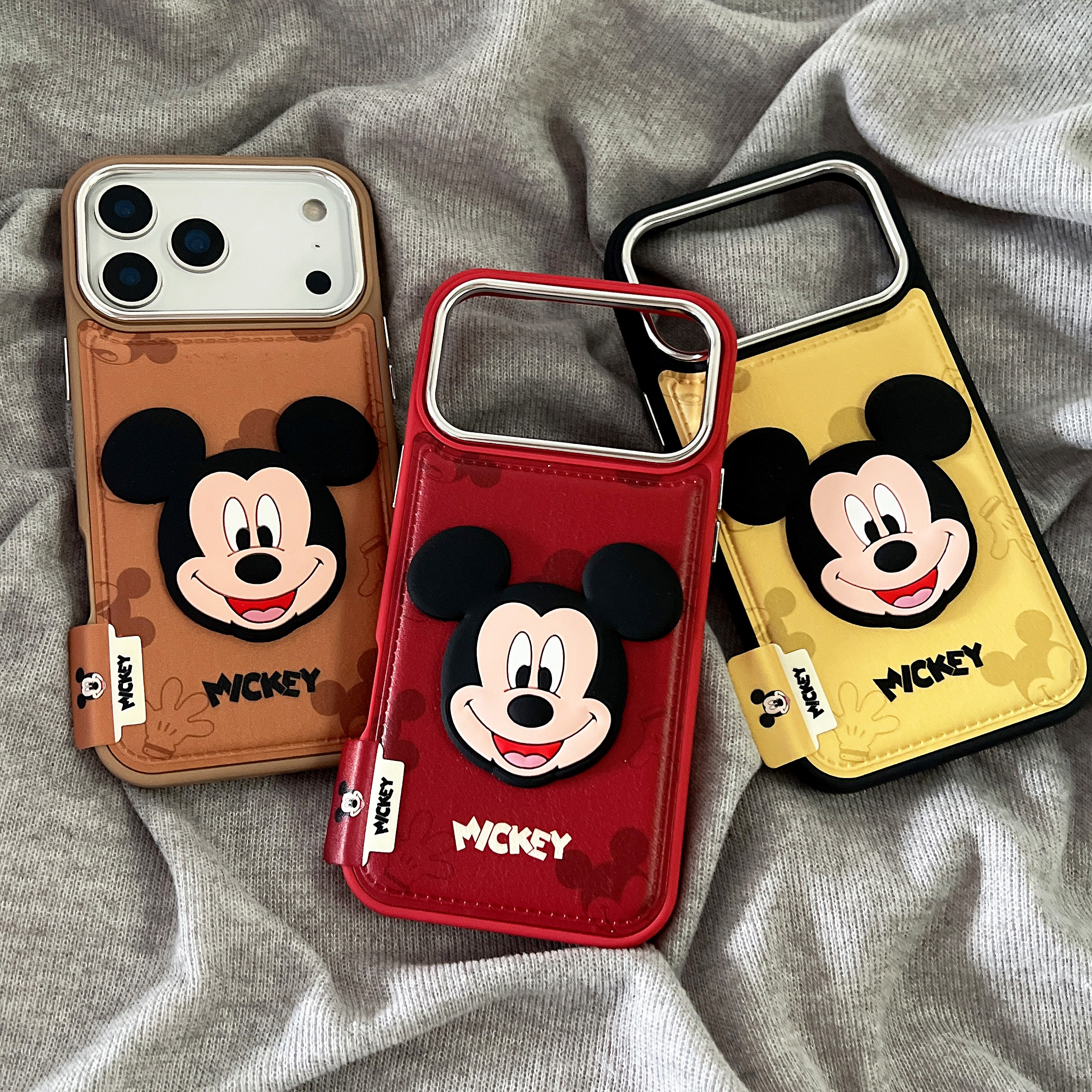 卡通网红动漫适用iPhone15pro手机壳苹果16新款17ProMax高级12女14pro硅胶13Pro防摔全包皮小众