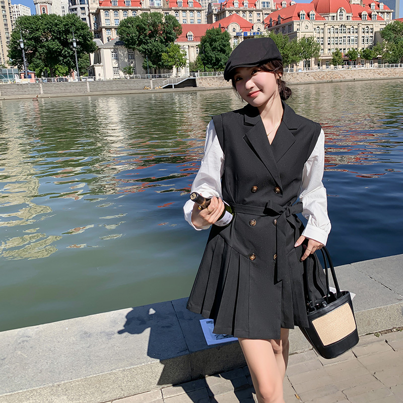 黑色韩系高级感西装连衣裙女2025秋季新款超好看小个子百褶中长裙
