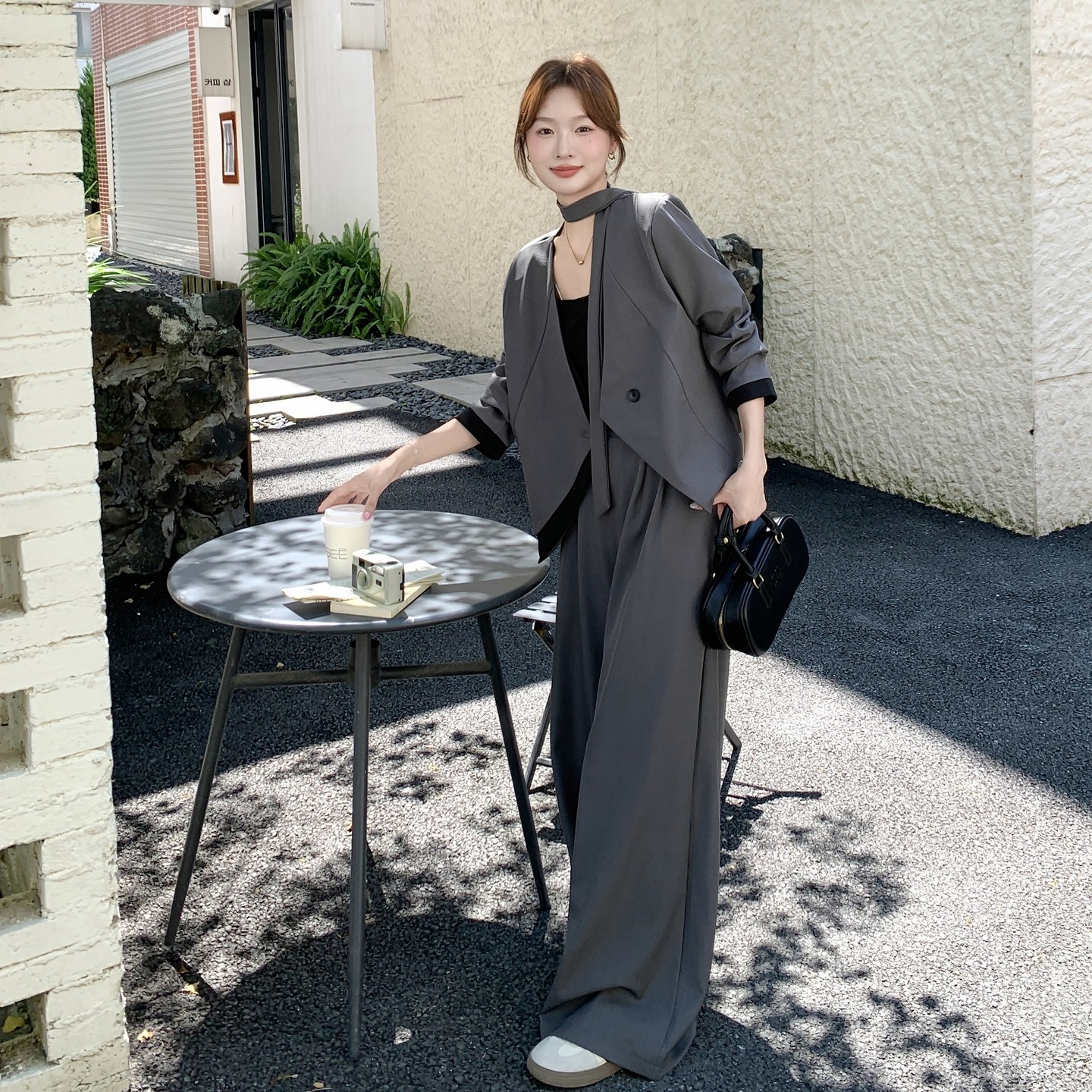灰色气质老钱风不规则西服套装女2026年春季新款飘带阔腿裤两件套