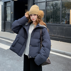 今年超火的可拆卸针织领羽绒服女2025冬季新款90白鸭绒面包服外套
