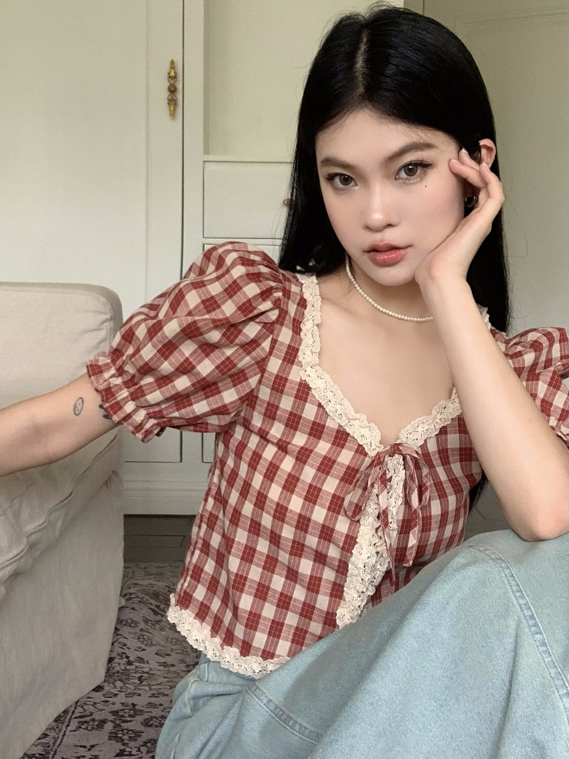 甜美感法式系带方领衬衫夏季2025新款女生小众蕾丝木耳边短袖上衣