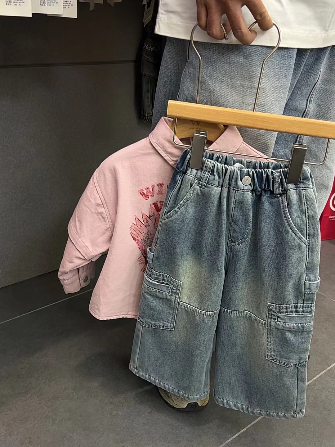 W潮牌2025新款儿童秋冬款中童加绒牛仔裤男童休闲百搭长裤