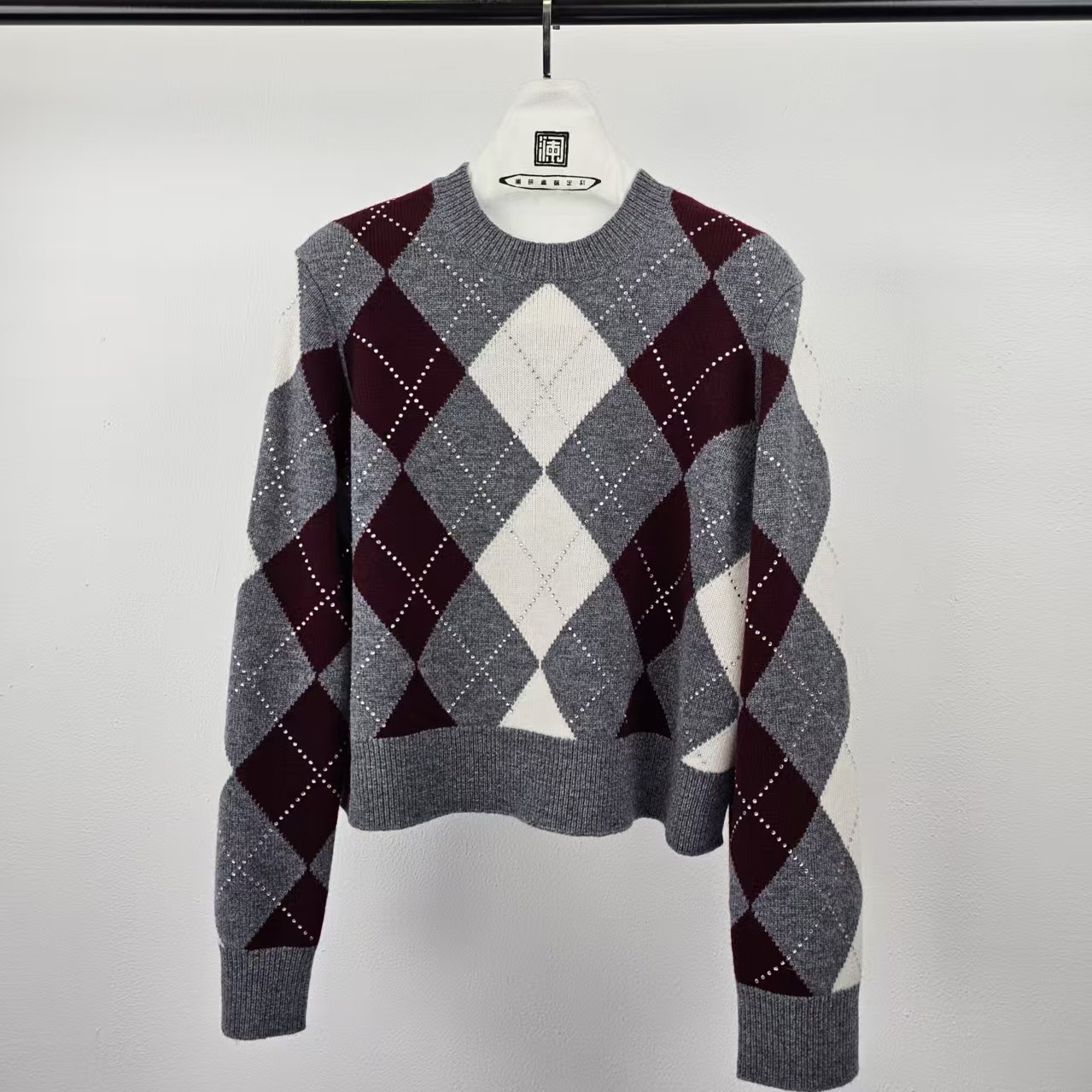 【书婷专享】JZA03091849   烫钻菱形格羊毛衫