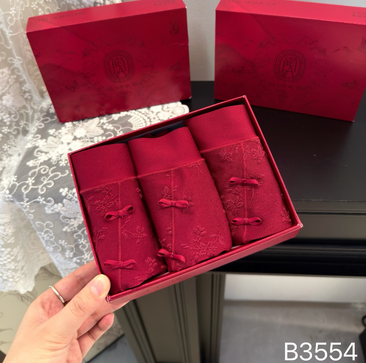 【夏天粉丝专属】蝴蝶结提花纯色女士三角内裤3554,女士内衣/男士内衣/家居服,女三角裤,淘宝优惠券,粉丝福利购,淘宝优惠卷