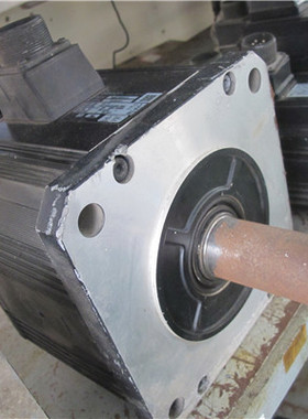 R88M-G2K010T-O 欧姆龙伺服电机 专业销售维修一体化