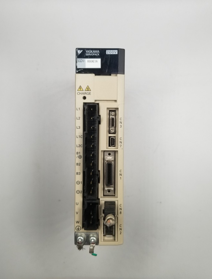 SGDV-R90AE1A安川伺服驱动器