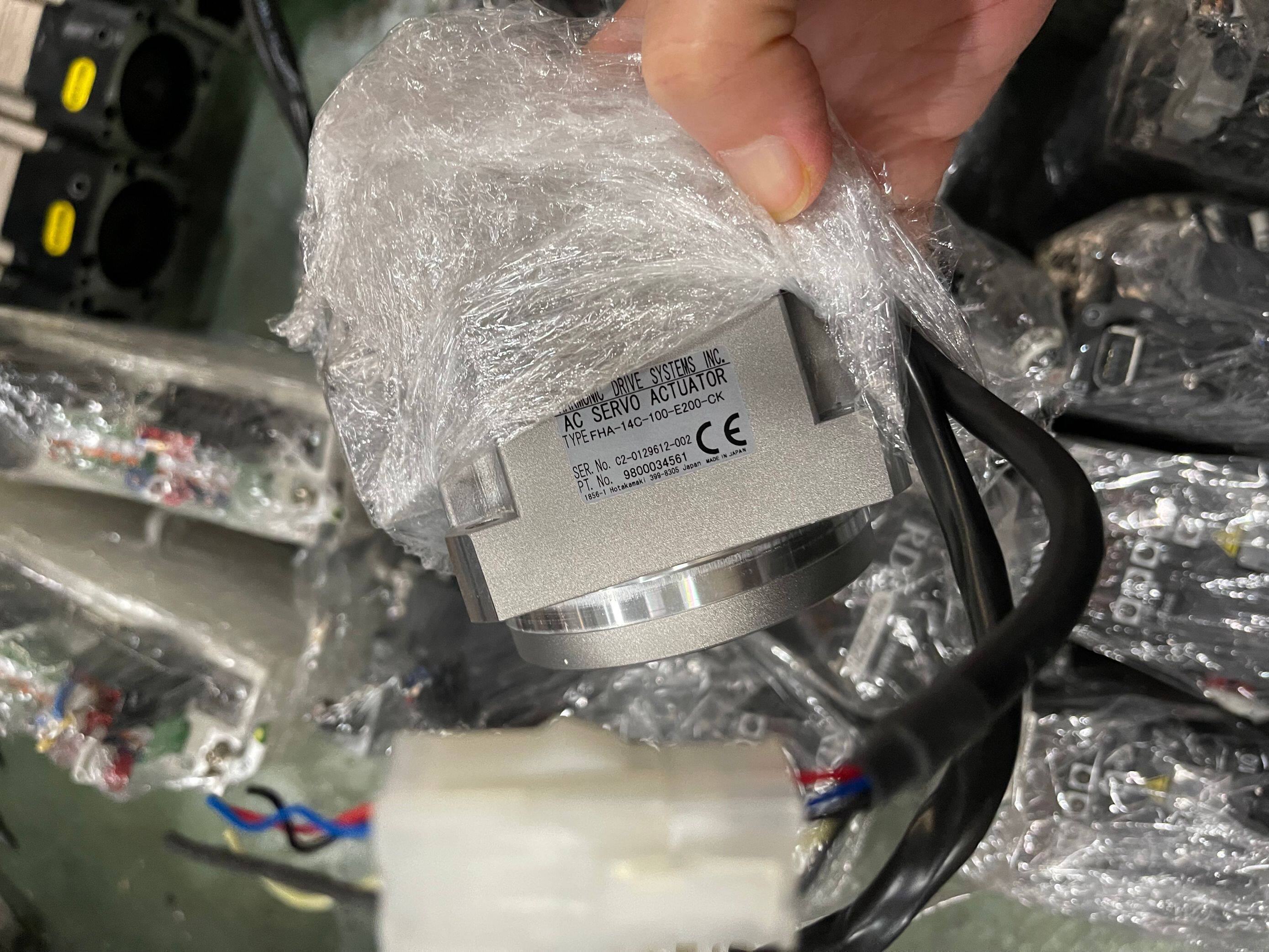 HA-800C-1C-200驱动器哈默纳科电机FHA-14C-100-E200-CK