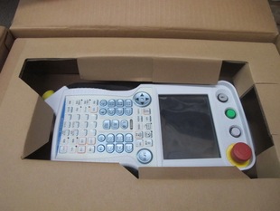 全新有包装 安川机器人控制器示教器配件 YPP01 JZRCR