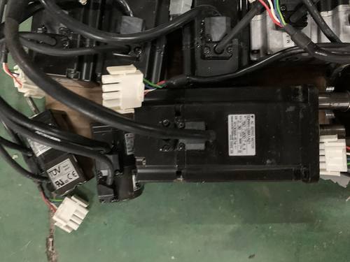 安川SGMAH-08A1A21伺服电机