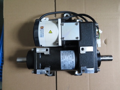 MQMA042P1A 全新松下伺服电机带平行车减速机 MT-7.2-8.9-004-1