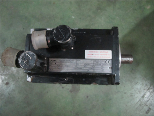 DT5-3-10-R00伺服电机AMK