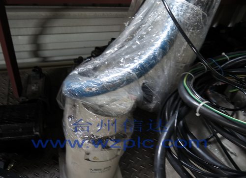 二手工业机器人 18kg 4轴 三菱机械手 本体