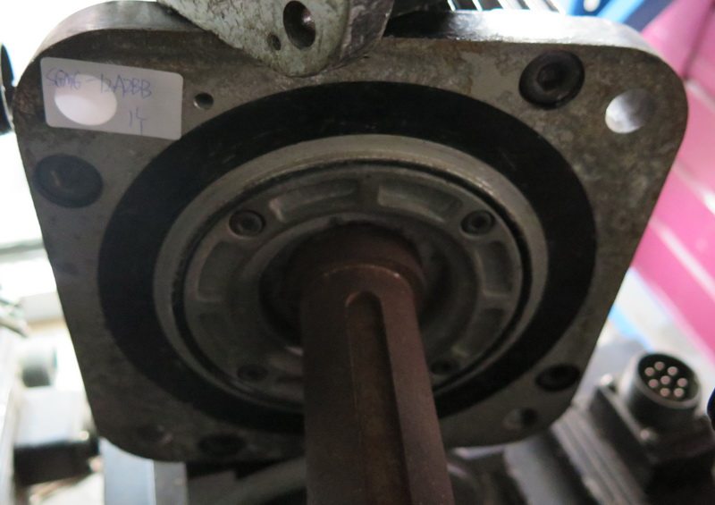 SGMG-12A2BB 二手安川电机