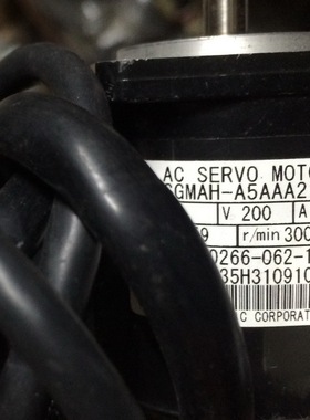 SGMAH-A5AAA21  二手安川电机  专业销售维修一体化