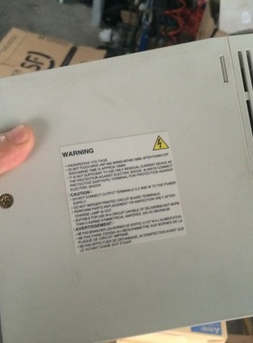 二手三菱驱动器MR-J2S-100B-S141U608