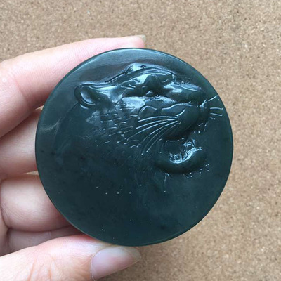 新疆和田玉皮带扣男款虎头