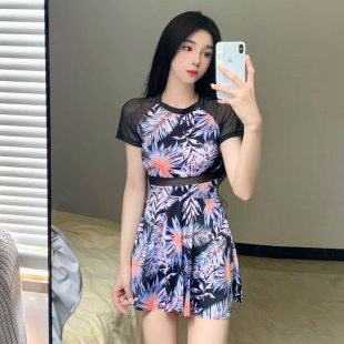 批发泳衣女保守2026年新款 显瘦泡温泉度假游泳衣 防晒遮肚分体裙式