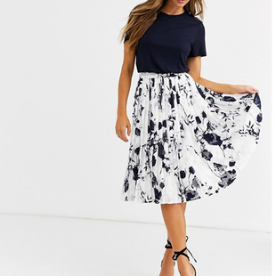 假两件T恤拼接百褶裙腰部抽绳 显瘦连衣裙短袖 2020新款 印花修身