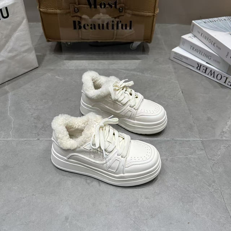 2025冬季新款真皮加绒厚底小白鞋女圆头系带松糕板鞋休闲运动鞋女