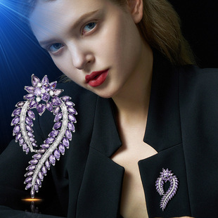小众复古梦幻紫麦穗花朵胸针设计感时尚百搭气质西装胸花饰品