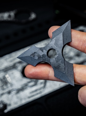 极其氪金LAB棱叶碳纤维开箱轻量化吊坠模型吊牌