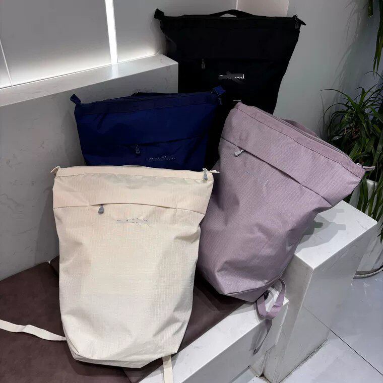 潮牌时尚双肩包15L男女户外防水大容量通勤上班旅行电脑背包书包