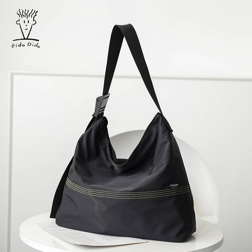 菲都狄都大容量女士单肩斜挎包