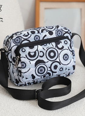 菲都狄都包包女2026新春夏单肩斜挎包轻便小挎包牛津布中年妈妈包