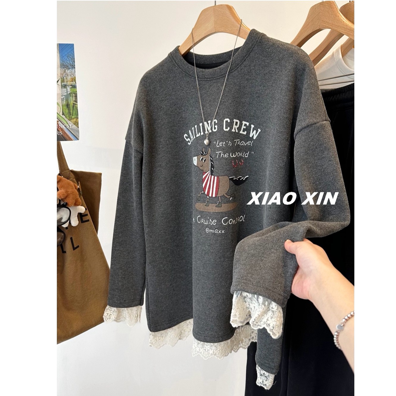 韩版胖MM卡通印花蕾丝花边保暖加绒卫衣女宽松大码中长款上衣女潮
