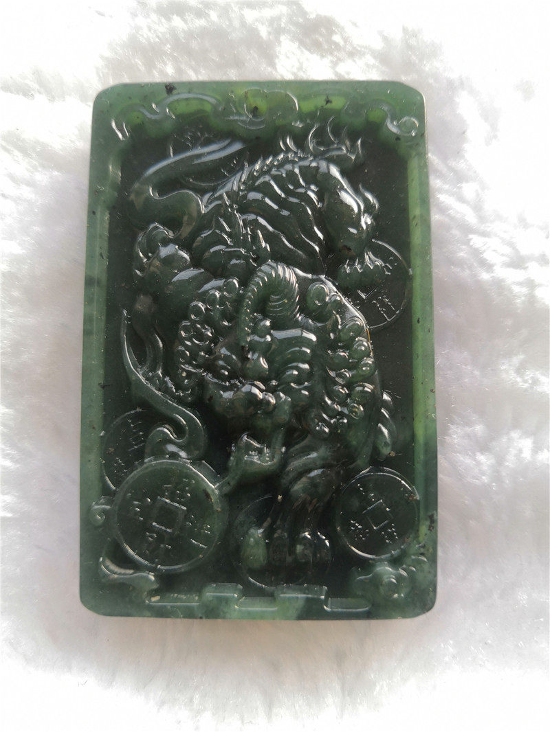 泰山玉霸王貔貅招财吐钱吊坠挂件项链男女皮休玉牌瑞兽玉佩随身