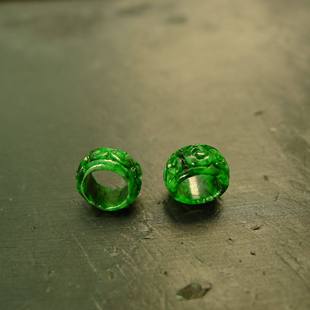 镶嵌耳坠裸石 J476满色辣绿缅甸天然A货翡翠雕花小环
