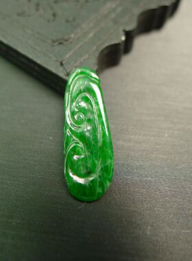 #3914冰种满色辣绿天然A货翡翠如意花片