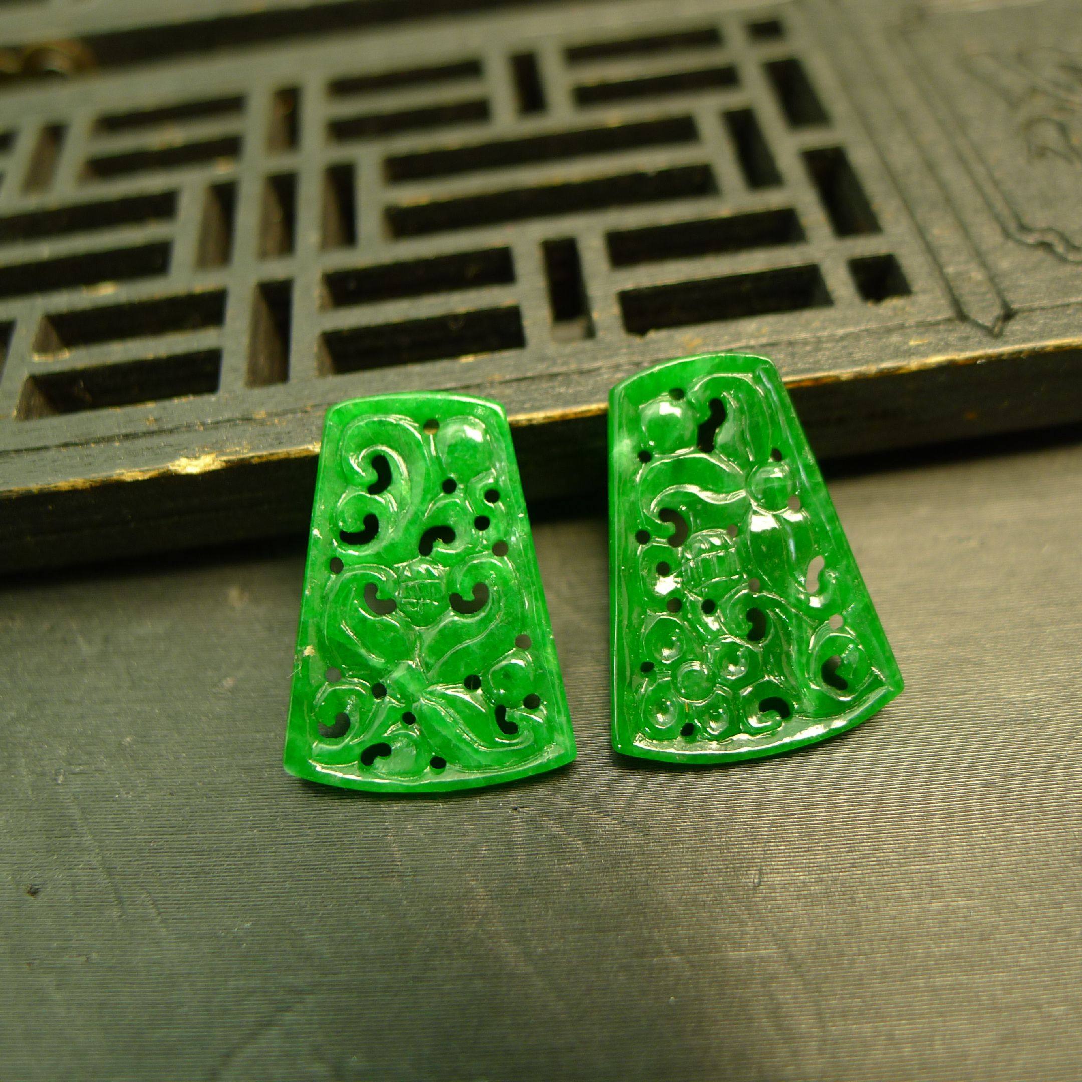 天然A货翡翠镂空梯形耳坠花片