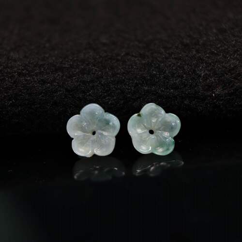飘蓝花天然A货翡翠梅花花朵