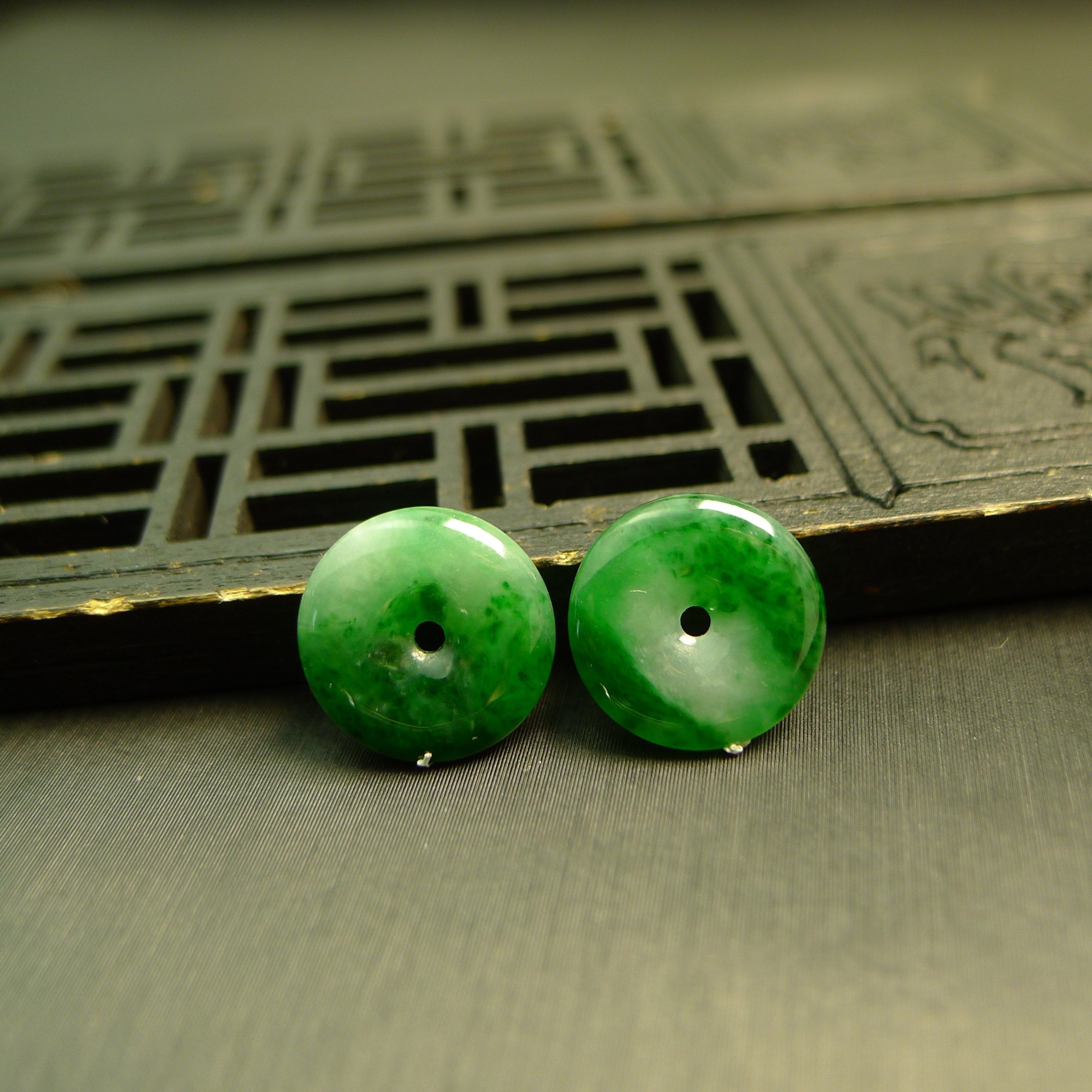 #K745一对冰糯种辣绿缅甸天然A货翡翠平安扣镶嵌耳钉裸石,珠宝/钻石/翡翠,翡翠裸石/蛋面,淘宝优惠券,粉丝福利购,淘宝优惠卷