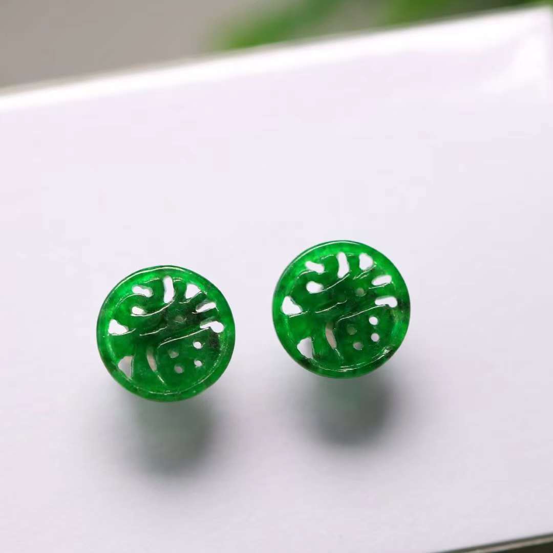 天然A货翡翠镂空雕圆形福字