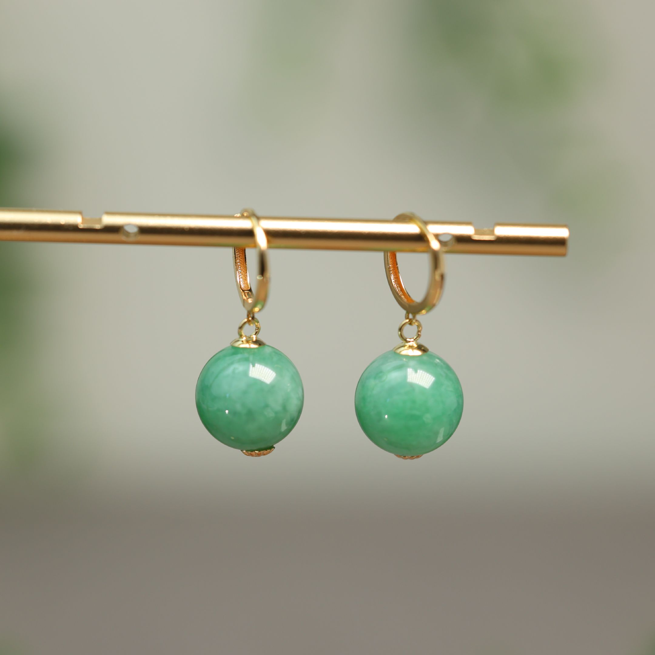#K464 18K金镶嵌满绿缅甸天然A货翡翠素面珠子耳坠耳环