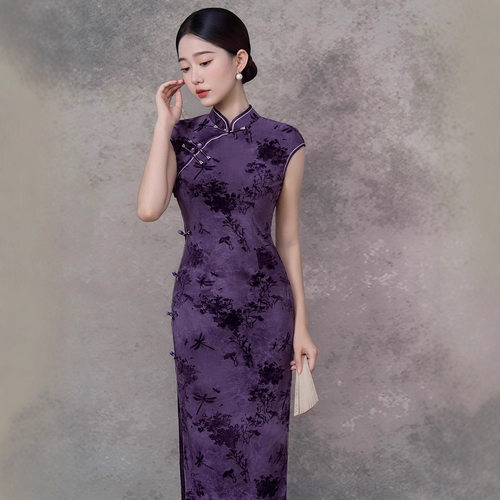 紫色植绒新中式旗袍2025新款改良年轻款日常无袖复古民国连衣裙女