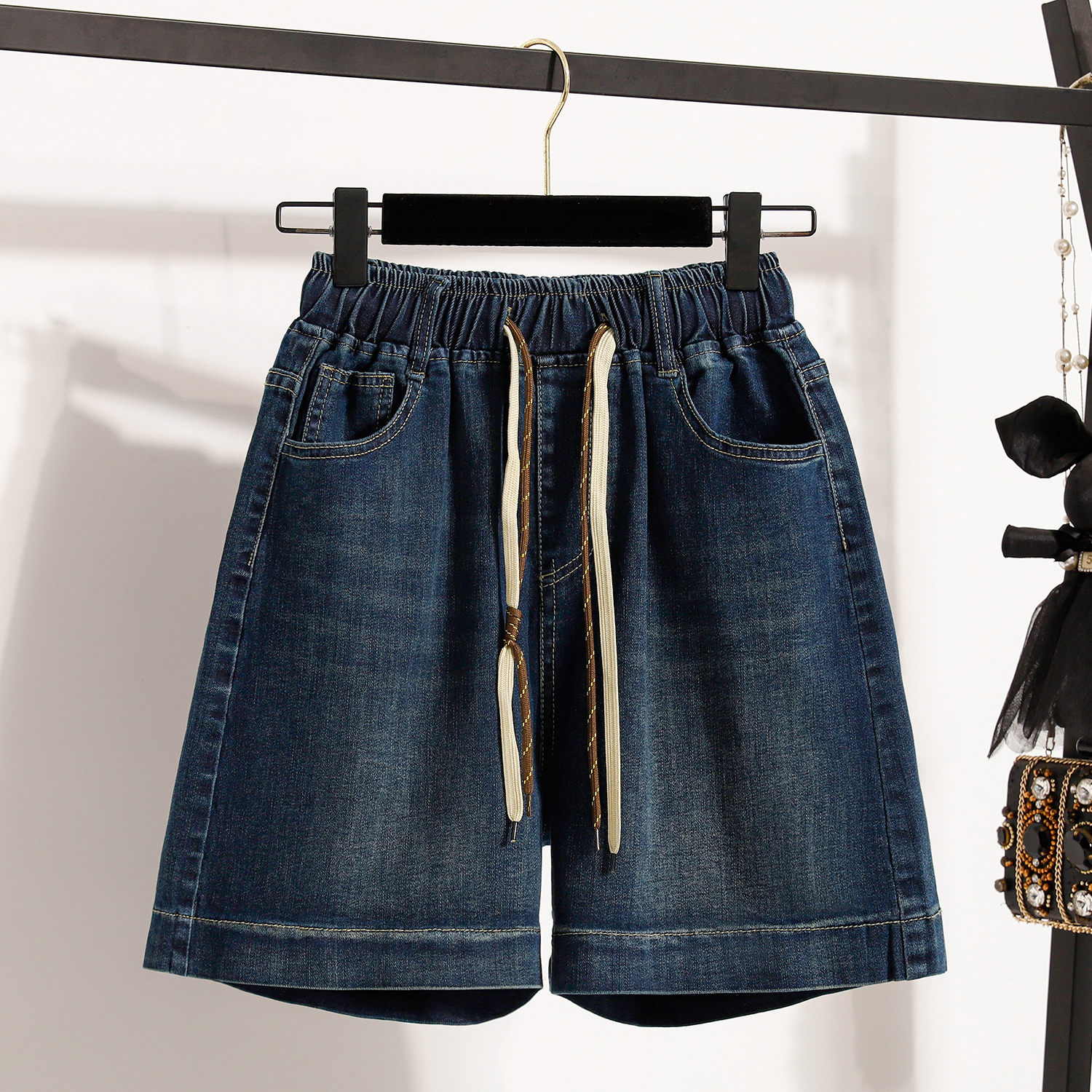 小菲家~大码女装胖mm夏季休闲百搭松紧腰牛仔短裤